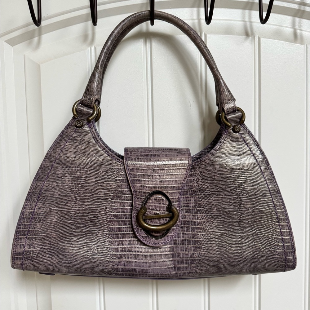 Francesco Biasia Lilac Crocodile Pattern Leather Turnlock Shoulder Purse. 14x7x2